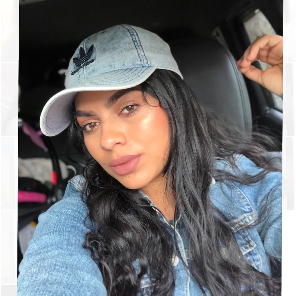 Meet your Posher, Cindy